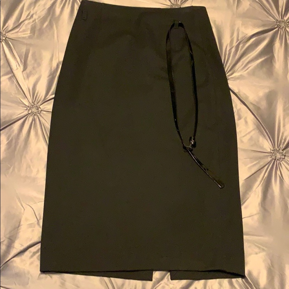 Black pencil skirt 00